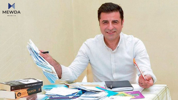 سەڵاحەدین دەمیرتاش پەیامێکی بڵاوکردەوە
