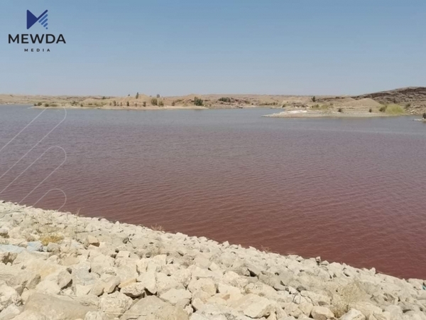 هۆشداری دەدرێتە هاوڵاتیان؛ ئاوی بەنداوێکی کوردستان رەنگەکەی سوور بوو