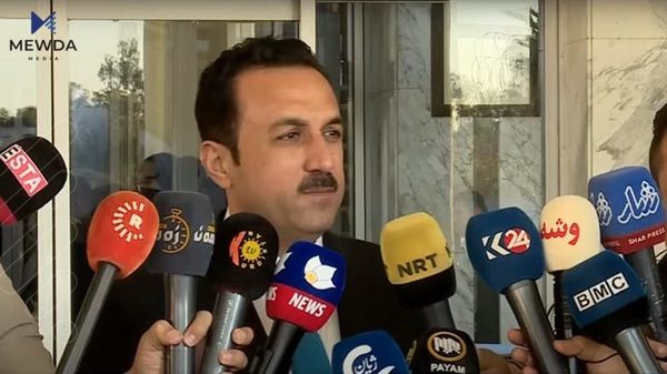 ئومێد خۆشناو رەتیدەکاتەوە پرۆسەی دەنگدان بە سستی بەڕێوەبچێت