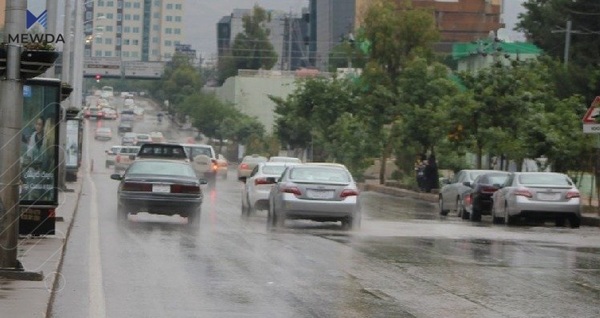 باران بارین لە بەشێک لە ناوچەکان بەردەوام دەبێت