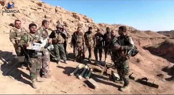 پێشمەرگە ژمارەیەک مۆڵگە و حەشارگەی داعشیان سوتاند