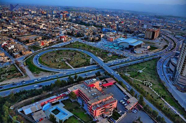 سلێمانی؛ لەسەر پردی کۆبانێوە پیاوێک خۆی هەڵدایەخوارەوە