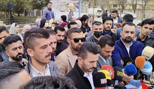 مامۆستایانی وانەبێژ هەڕەشەی بایکۆت دەکەن