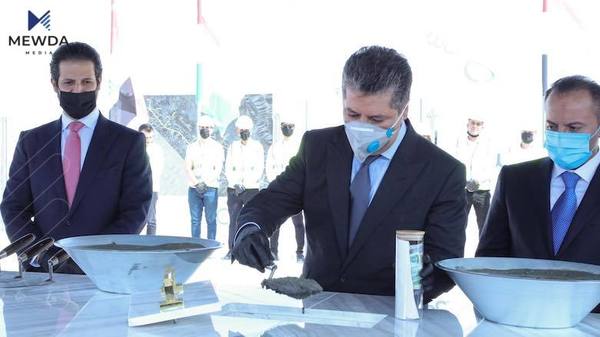 بەردی بناغەی چەند پرۆژەیەکی گرنگ دادەنرێت