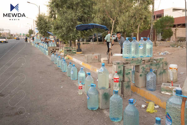 دیاردەی فرۆشتنی بەنزین لەسەر شەقامەکان سەرهەڵدەداتەوە و قایمقامییەتیش هۆشداری دەدات