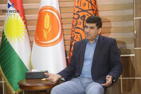 وتەبێژی كۆمەڵی دادگەری: ئاكام عومەر، فەرماندەیەك بۆ چاولێكردن 