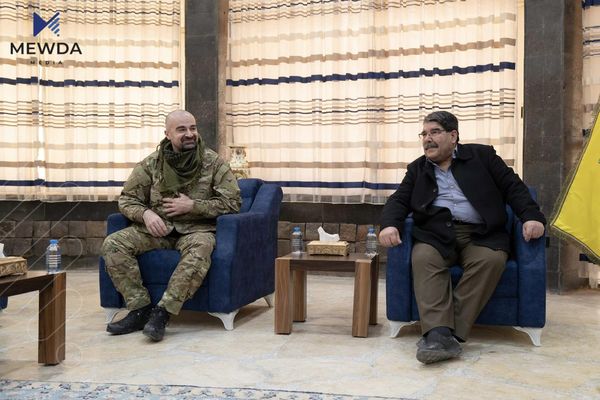 بافڵ جەلال تاڵەبانی: تاوەکو کێشەی کورد چارەسەر نەکرێت، ئاشتی و سەقامگیری لە رۆژهەڵات نایەتەدی