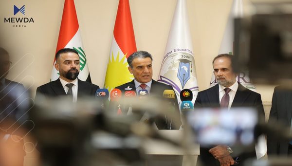 وەزیری خوێندنی باڵا پەیامێکی تووندی بڵاوکردەوە