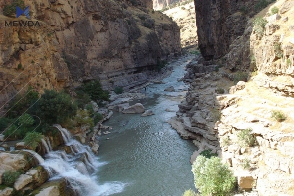 هاوڵاتییەک کەوتە خوارەوە و گیانی لەدەستدا