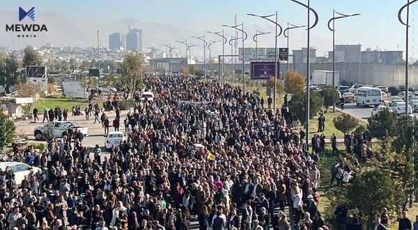 وته‌بێژی یه‌كێتیی: مانگرتنی مامۆستایان باش نییه‌ و سزادانی خوێندكارانیش هه‌ڵه‌یه‌