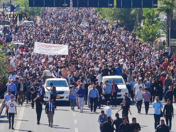 مامۆستایانى ناڕازى بێده‌نگییان شكاند.. ئه‌مه‌ كۆتاییه‌