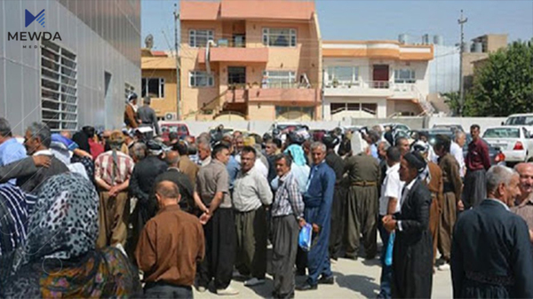 خانه‌نشینانى هه‌رێم داوا ده‌كه‌ن مووچه‌كانیان هاوشێوه‌ى مووچه‌ى خانه‌نشینانى عیراقی لێبكرێت