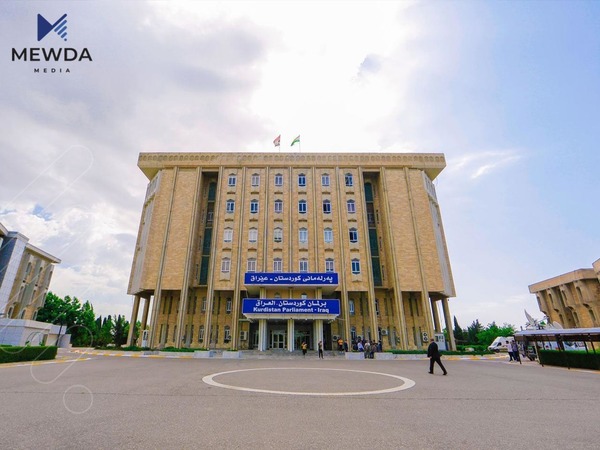 تائێستا هیچ ئاسۆیه‌ك نییه‌ بۆ دەستبەکاربوونی پەرلەمان