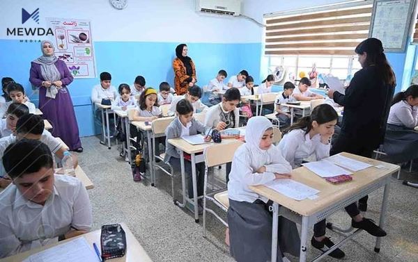 شوێنی مامۆستایانی خانەنشینکراو پڕناکرێتەوە