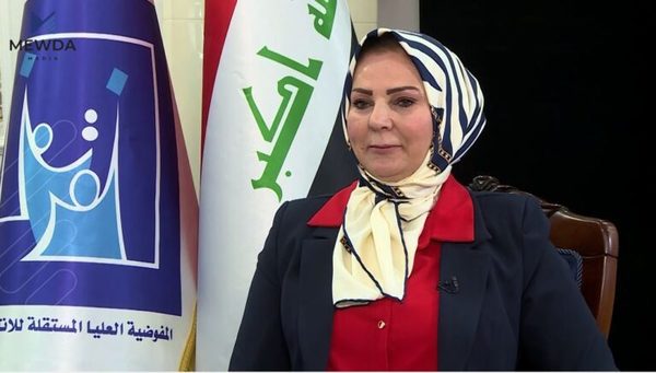 بۆ تازەكردنەوەی زانیاری دەنگدەر، پێویست بە كارتی بایۆمەتری دەنگدان دەكات كەپێشتر تۆماركراوە