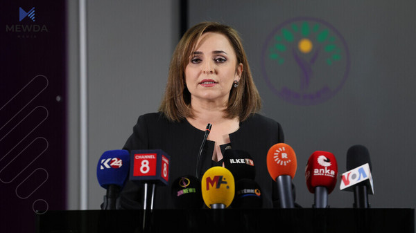 ئایشەگوڵ دۆغان: پێویستە گوێ لە دەنگی ئۆجەلان بگیرێت