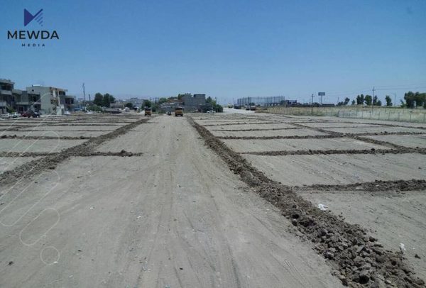 دابەشکردنی زەوی بەسەر فەرمانبەراندا بەردەوامە