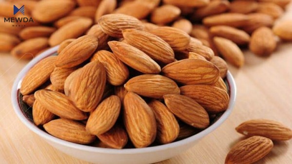 سوده‌ ته‌ندروستییه‌كانى باده‌م